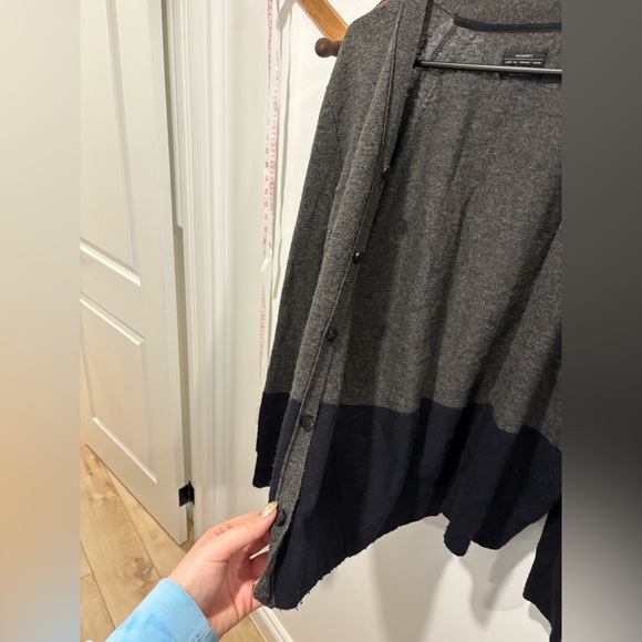 AllSaints men's grey and navy color-block merino wool open-front cardigan. - Picture 8 of 8